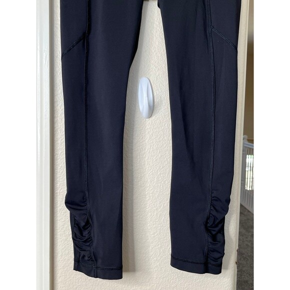 LULULEMON Run Tempo crop Leggings Ruched lower leg side Black Stretch #323 - Picture 4 of 12